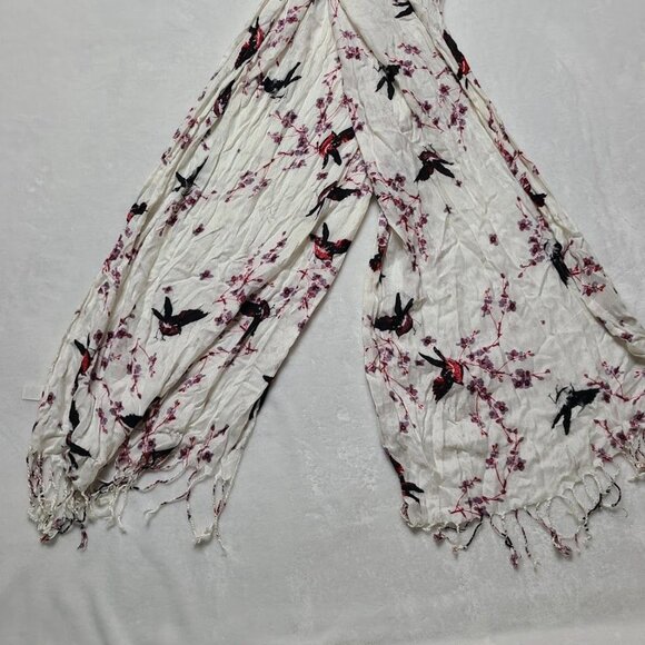 Womens Scarf Shawl Wrap White Floral with Red Black Birds Tassels Rayon - Picture 10 of 10